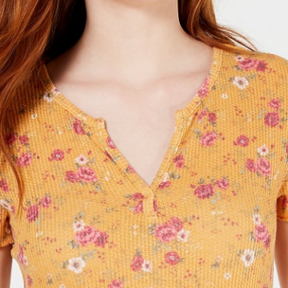 Ultra Flirt Juniors' Floral Lace-Back T-Shirt Orange Size Large - Picture 2 of 12